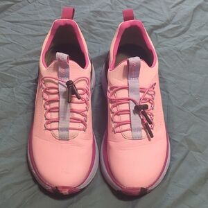 Pink Streamlined Athletic Shoes with Cushioned Design